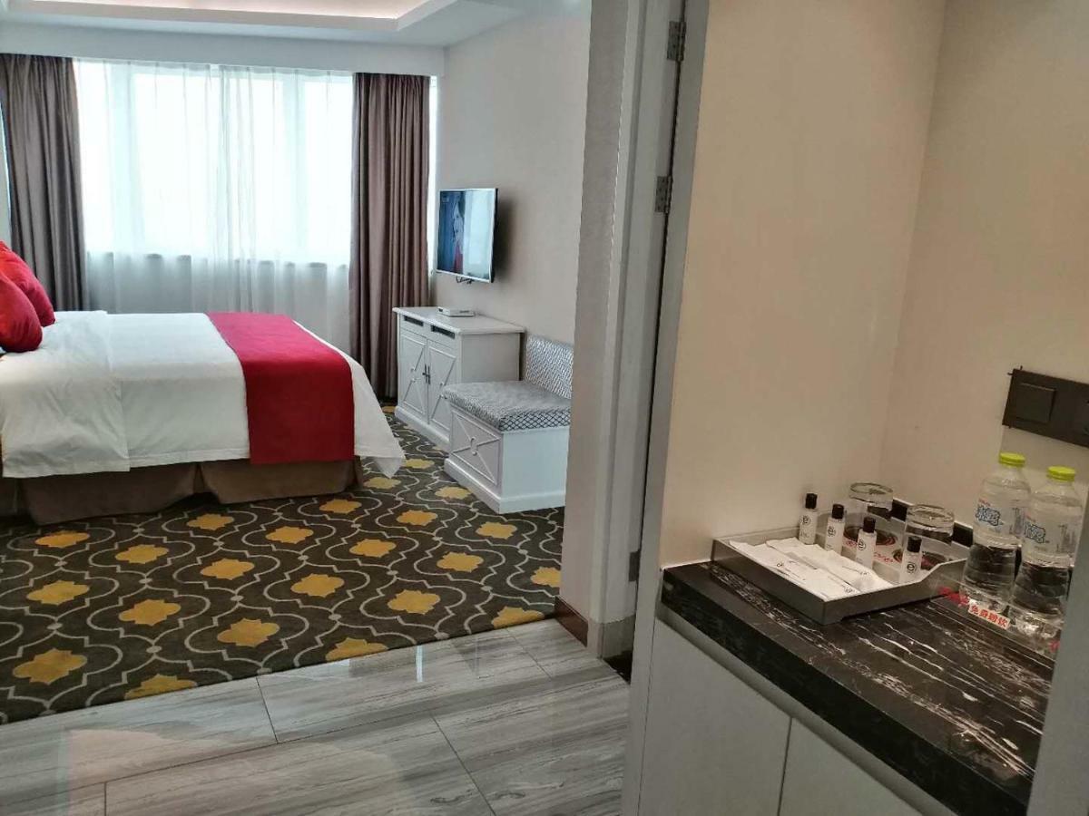 Ramada Encore Wyndham Nanning City Center Qingxiu 外观 照片